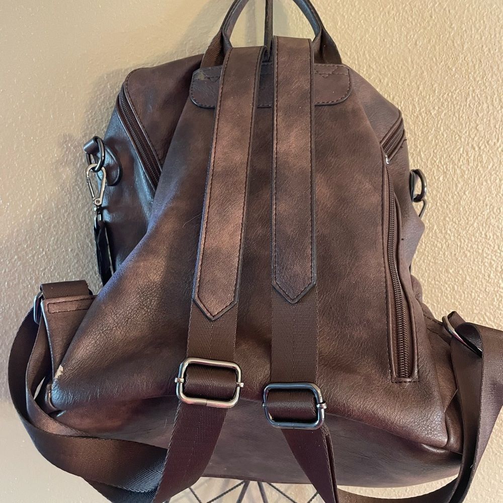 Cluci Faux Leather Vegan Leather Brown Women’s Backpack - Picture 7 of 16